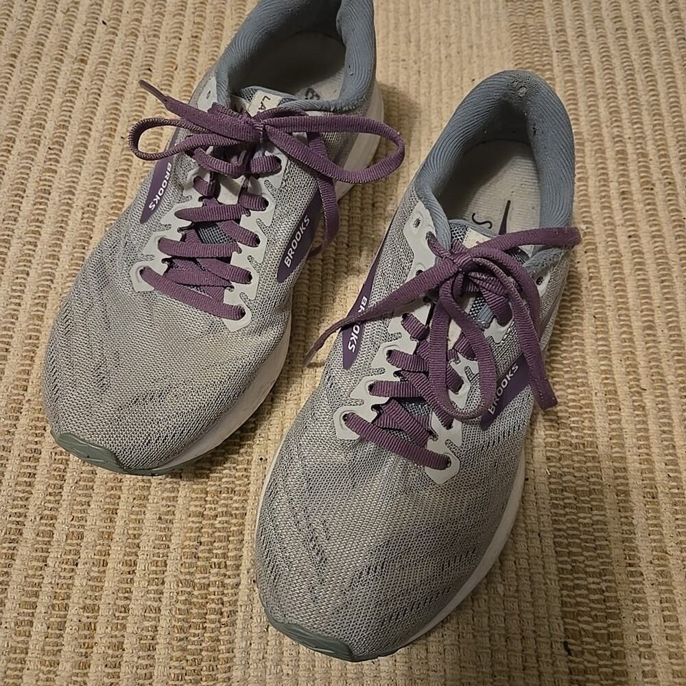 Brooks Launch 9 Gray/Purple/White Running Shoes Size 6.5